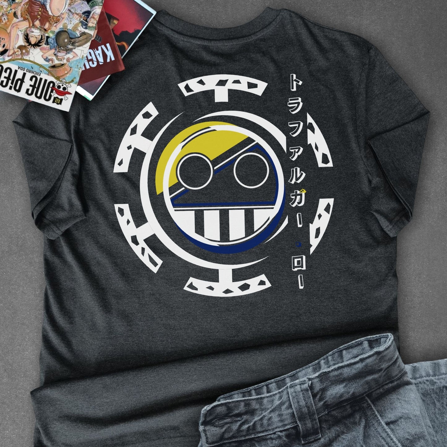 T-shirt ONE PIECE - TRAFALGAR .D. LAW