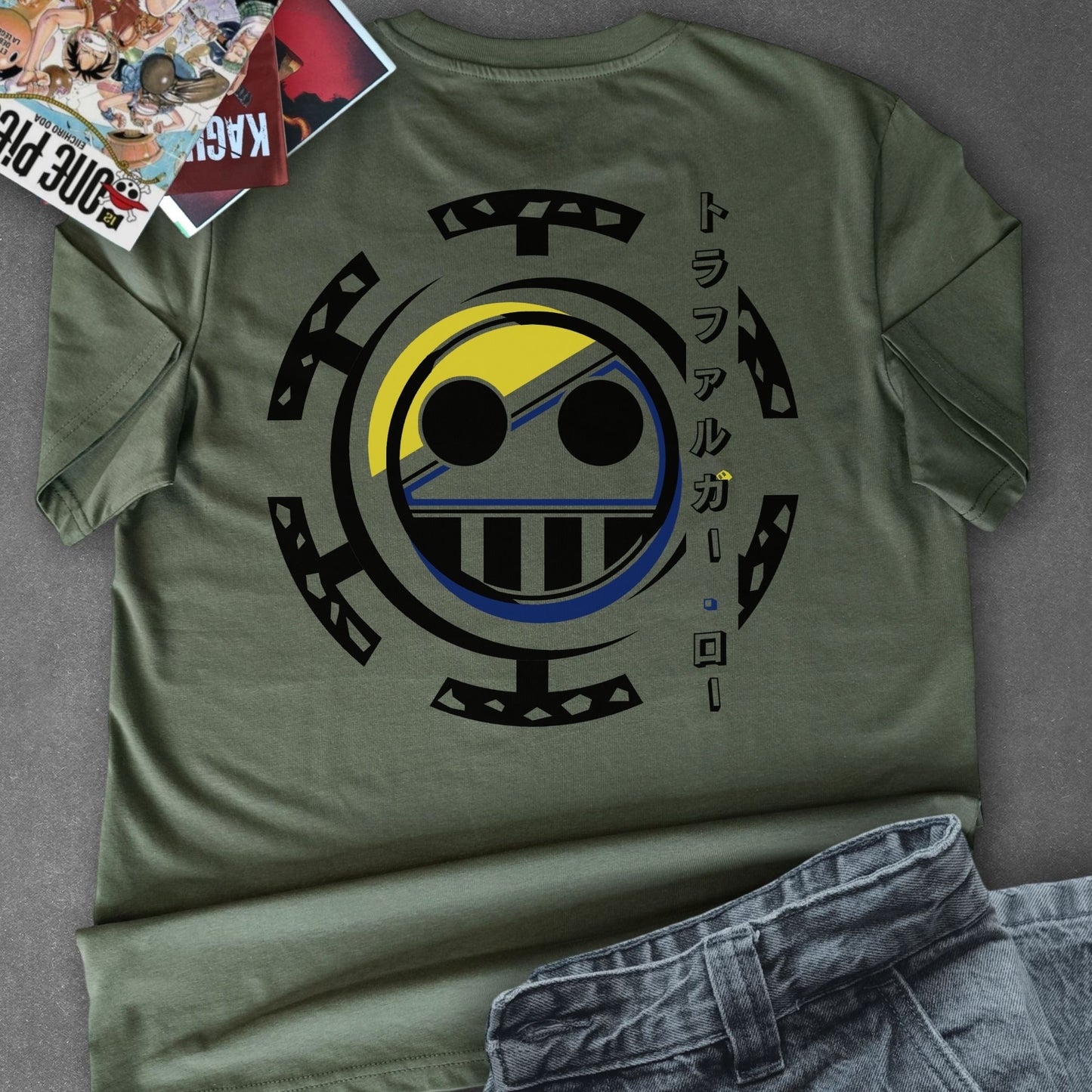 T-shirt ONE PIECE - TRAFALGAR .D. LAW