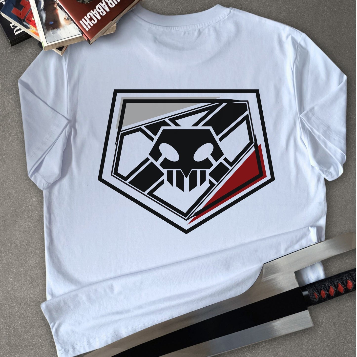 T-shirt BLEACH - ICHIGO BADGE