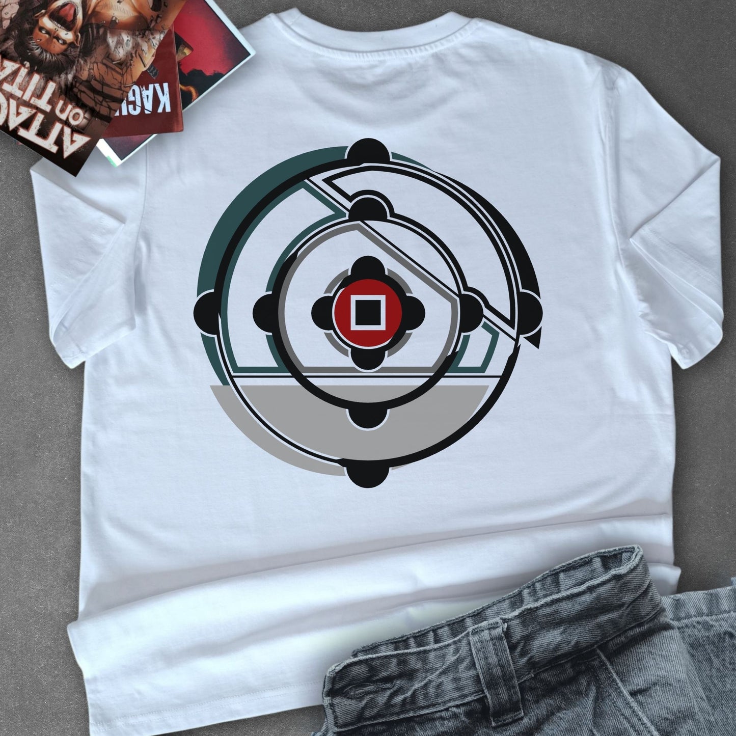 T-shirt ATTACK ON TITAN - MAP OF THE WALLS