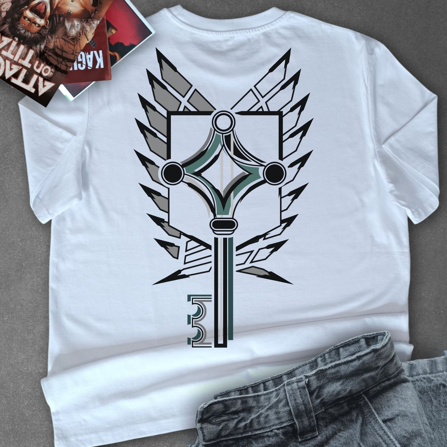 T-shirt ATTACK ON TITAN - BASEMENT KEY